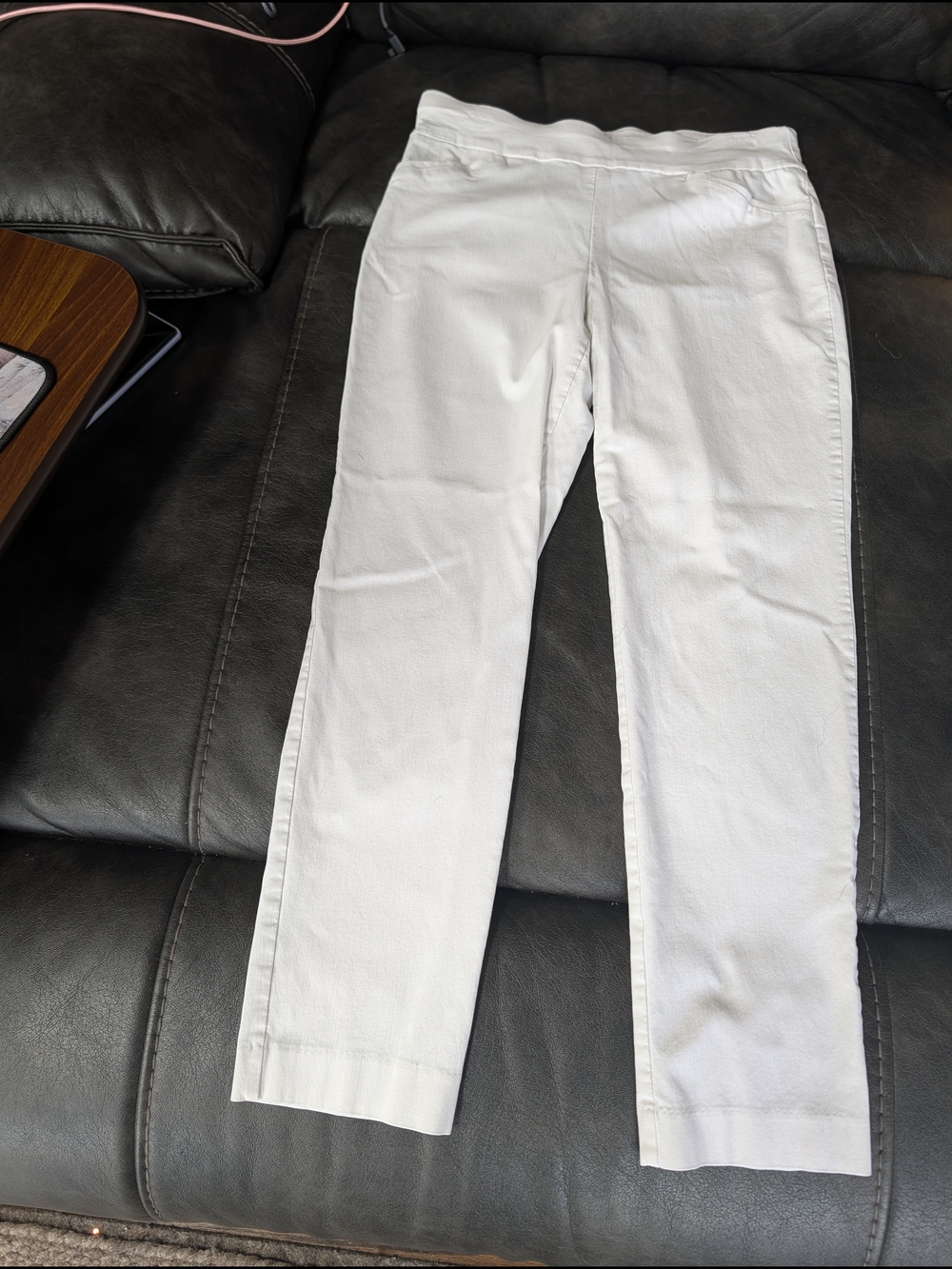 Chico's White Straight-Leg Pull On Pants